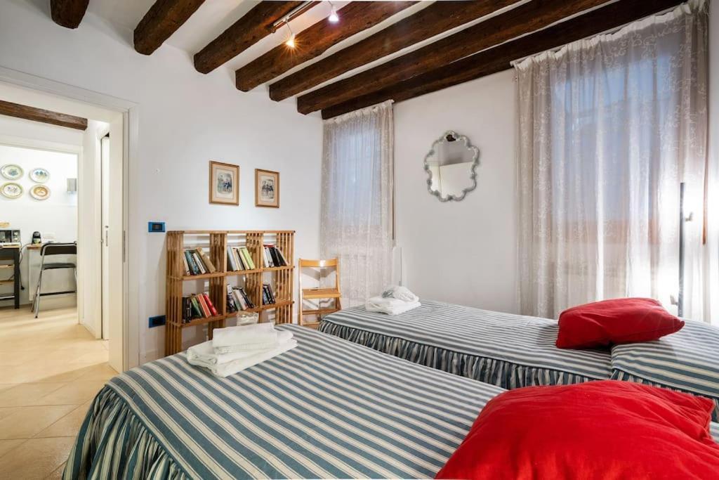 Riva Di Biasio&sestiere Santa Croce X4 Appartamento